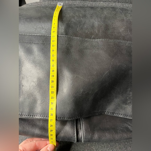 GAP leather business bag - Picture 9 of 13